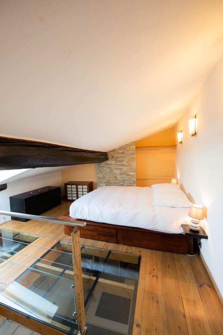 La Loge De Fourviere - 55M2 Vieux Lyon Apartment ภายนอก รูปภาพ